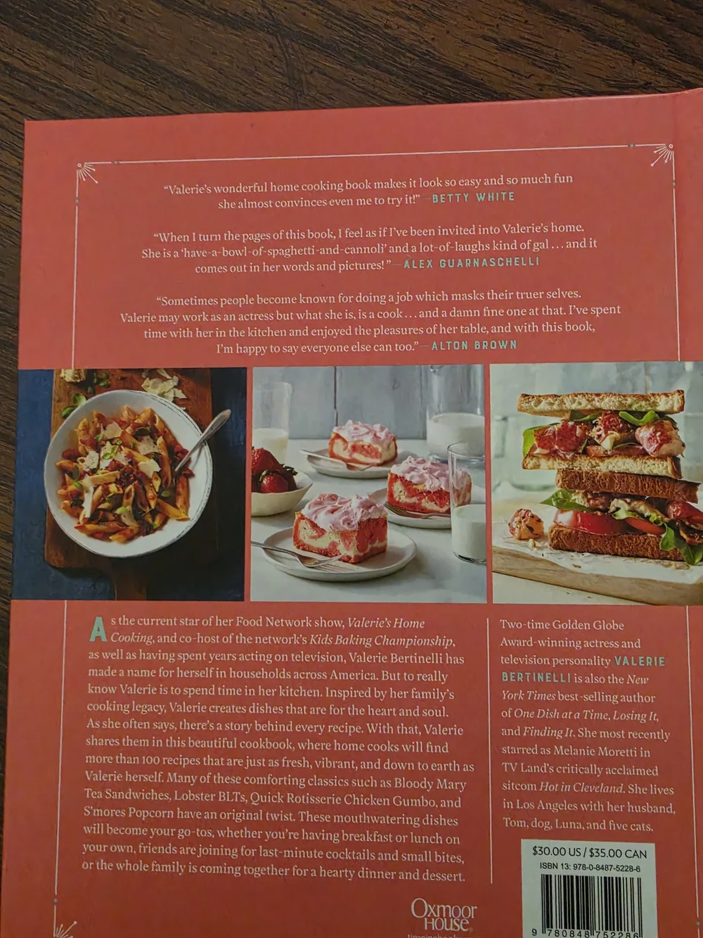 Valerie Bertinelli Home Cooking Cookbook - White & Green Cover